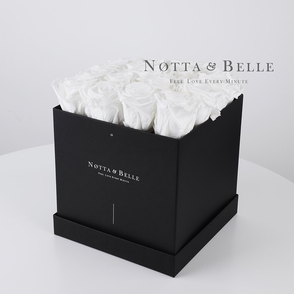 White bouquet «Romantic» - 17 roses