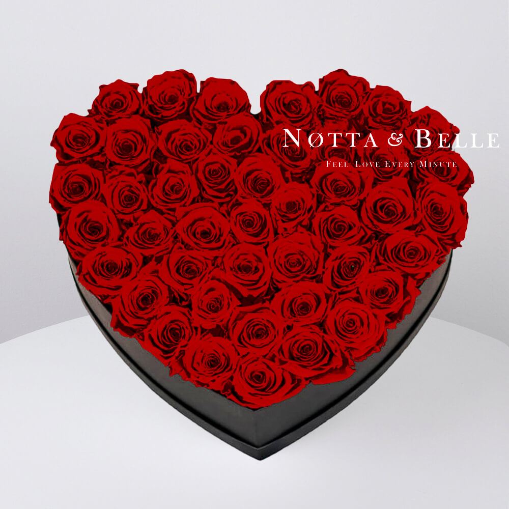 Bouquet satin lie de vin «Love» - 35 roses