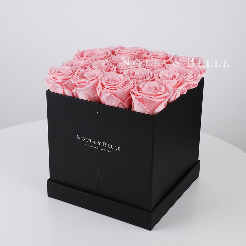 Долговечный букет из 17 розовых роз - №422