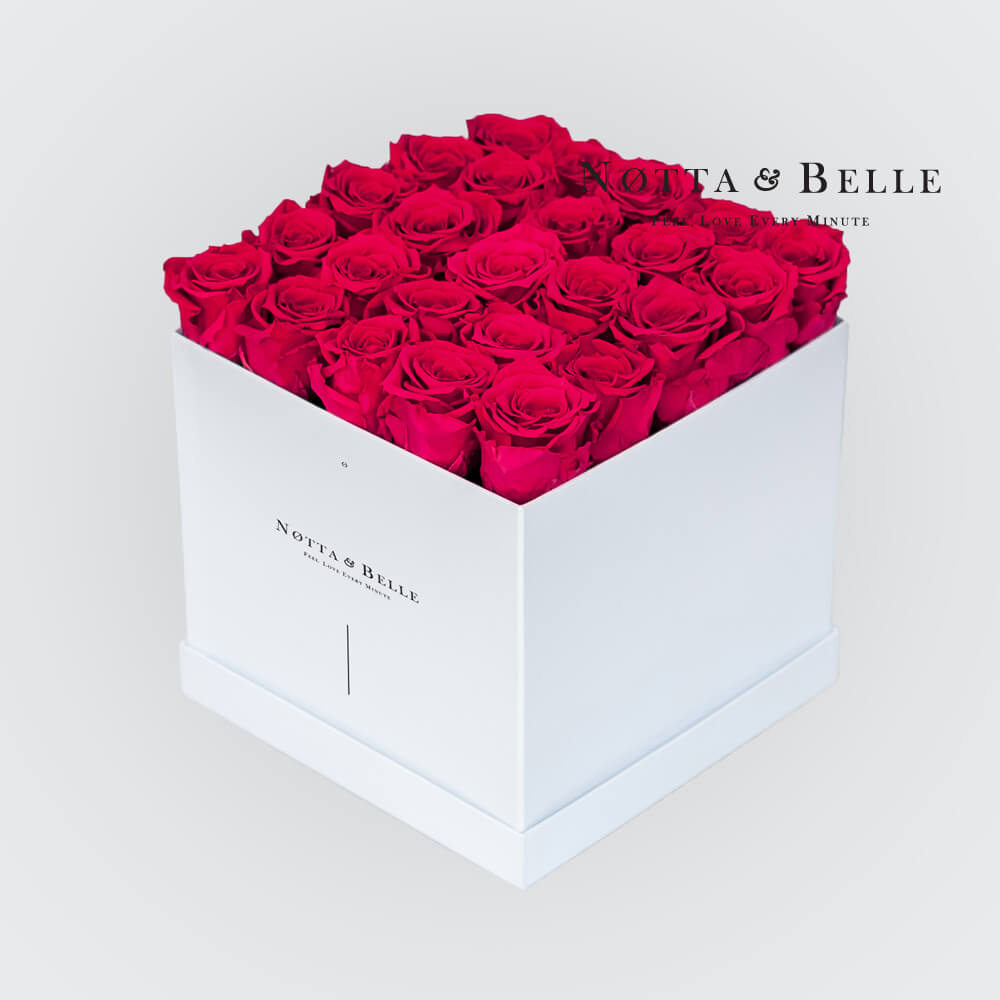 Bright pink bouquet «Romantic» - 25 roses