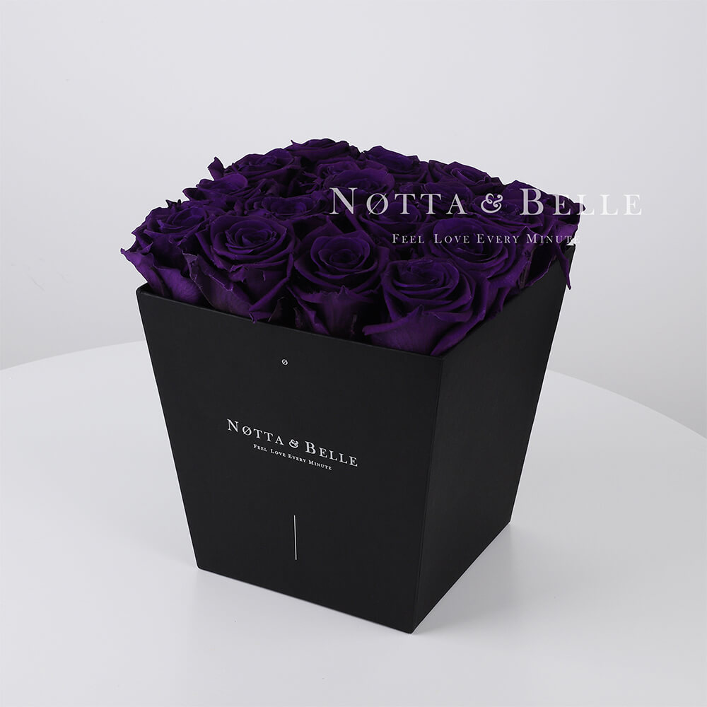 Bouquet violet «Forever» - 17 roses 