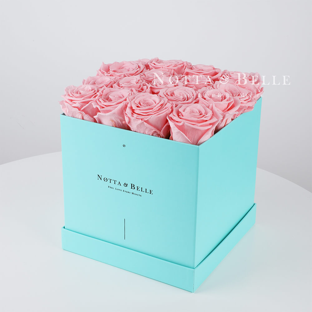 Долговечный букет из 17 розовых роз - №423